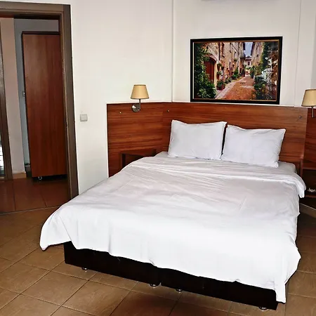 Palmiye Akyaka (Mugla)